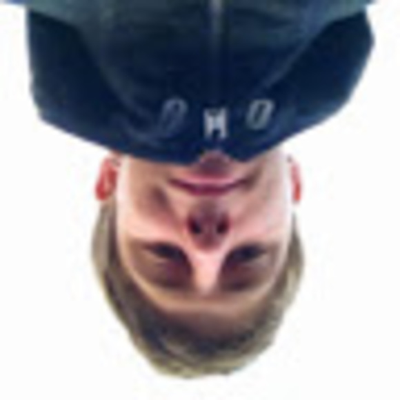 Profile Picture of Thomas Fischer (@thomasfische182) on Poshmark