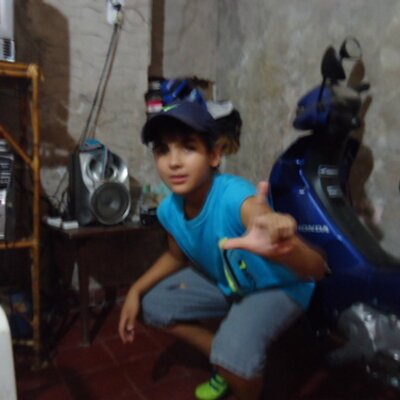 Profile Picture of  ♥aaron Luciano ♥ (@aaron_dkno) on Twitter