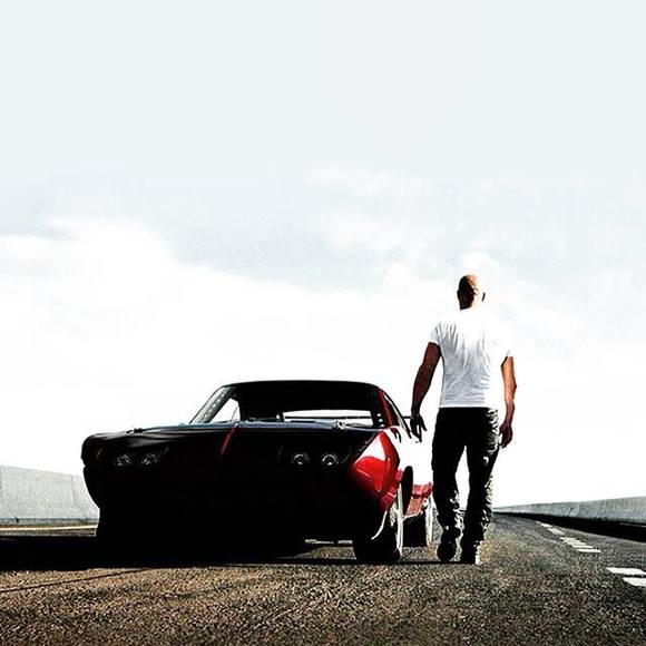 Profile Picture of Antonio Andrade (@antonioandra990) on Poshmark