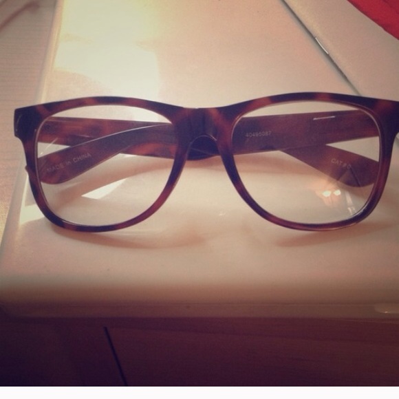 Profile Picture of Hbbvj Hbvhbb (@hbgggbnb) on Poshmark
