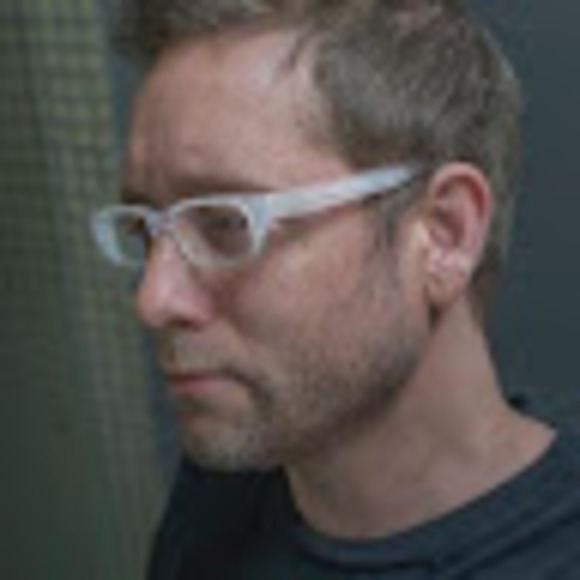 Profile Picture of Matthew Swarts (@matthewswarts) on Poshmark