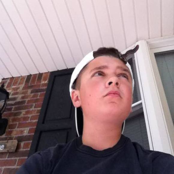 Profile Picture of Szymon Tylec (@szymontylec01) on Poshmark