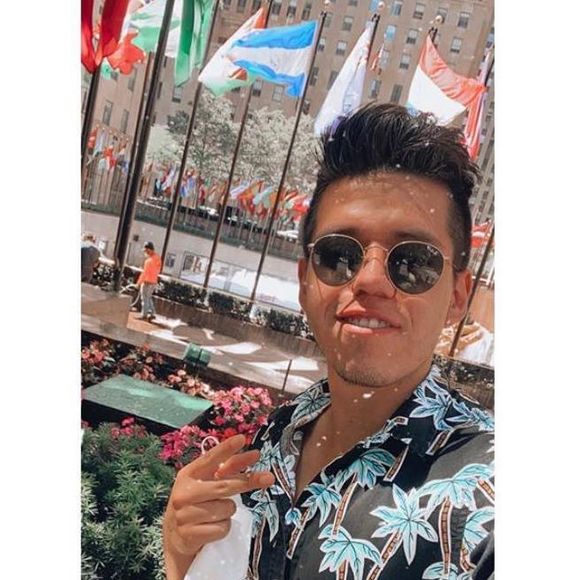 Profile Picture of Daniel esteban Merchan (@achipis1997) on Poshmark