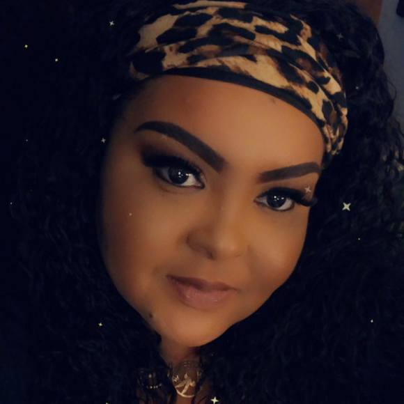 Profile Picture of Carleta Wilson (@carletaw) on Poshmark