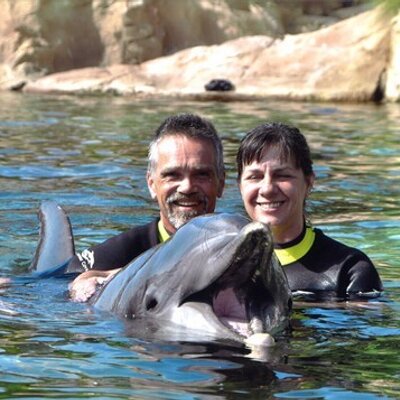 Profile Picture of Bob & Bonnie Glazer (@CalusaBob) on Twitter