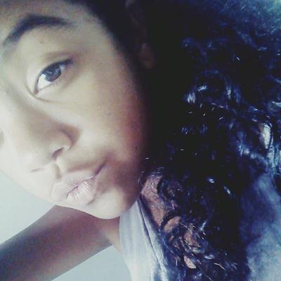 Profile Picture of Júlia Fonseca Calero (@juju_calero) on Twitter