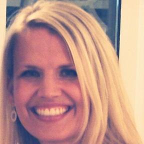 Profile Picture of Karena Stewart (@karenastewart30) on Twitter