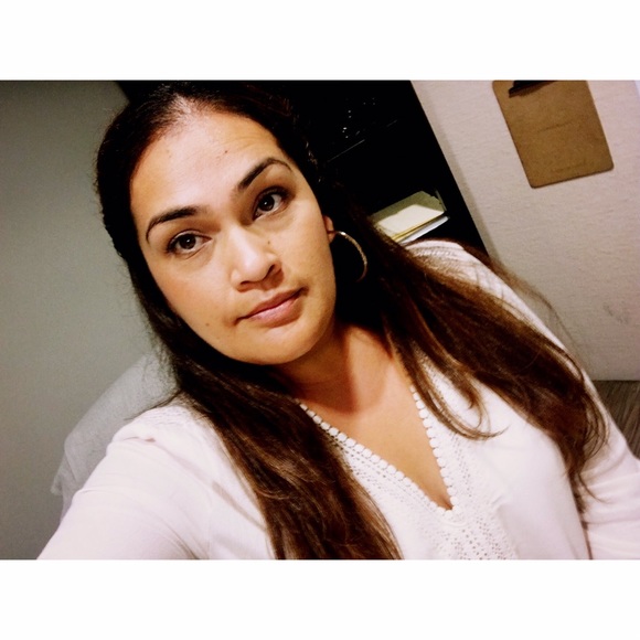 Profile Picture of Janet Montano (@uclajanet) on Poshmark