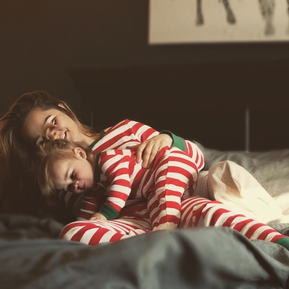 Profile Picture of Anna Bergerson (@annaebergerson) on Poshmark