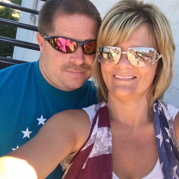 Profile Picture of Amy Vanderpool (@amyjchamp) on Poshmark