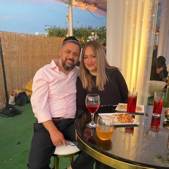 Profile Picture of Vicky Chakov (@vickychakov) on Poshmark