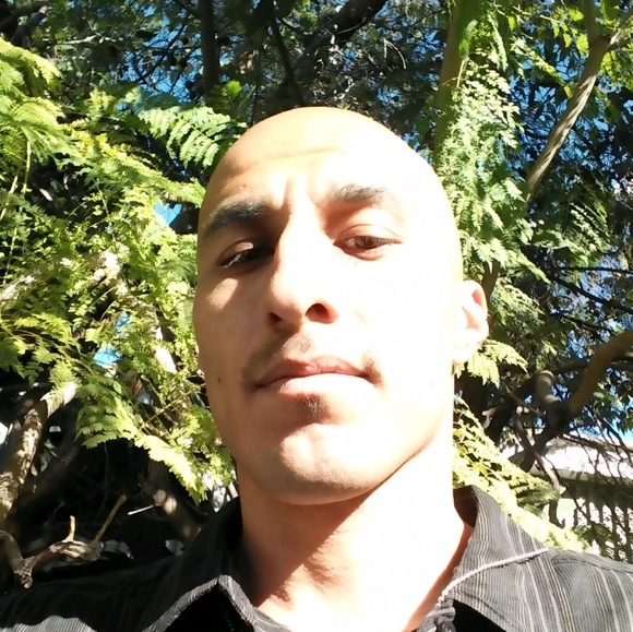 Profile Picture of David Mendoza (@david90745) on Poshmark