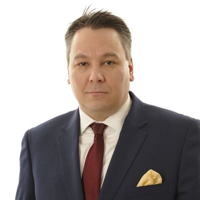 Profile Picture of Richard Garrett (@richtbay) on Twitter