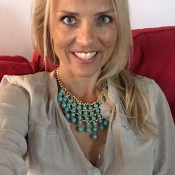 Profile Picture of Mercedes Krutz (@willhaben) on Poshmark