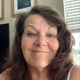 Profile Picture of Joellen Conway (@joellenconway) on Pinterest