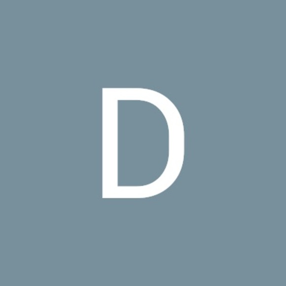 Profile Picture of Darlene Semlinger (@dpsemlinger) on Poshmark