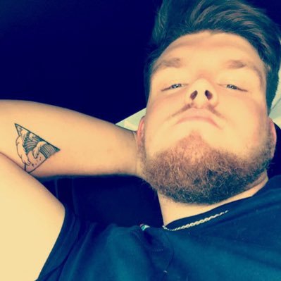 Profile Picture of Floyd Pickens (@52_troy_52) on Twitter