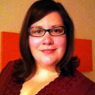 Profile Picture of Jenna Stregowski RVT (@JennaDogs) on Twitter