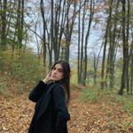 Profile Picture of Zuzia Senderowicz (@zuziasenderowicz) on Instagram