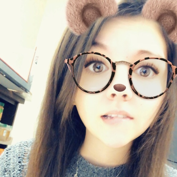 Profile Picture of Haley Mcdaniel (@haley9724) on Poshmark