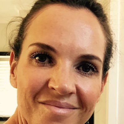 Profile Picture of Cindy MacGregor (@cindybahrs) on Twitter