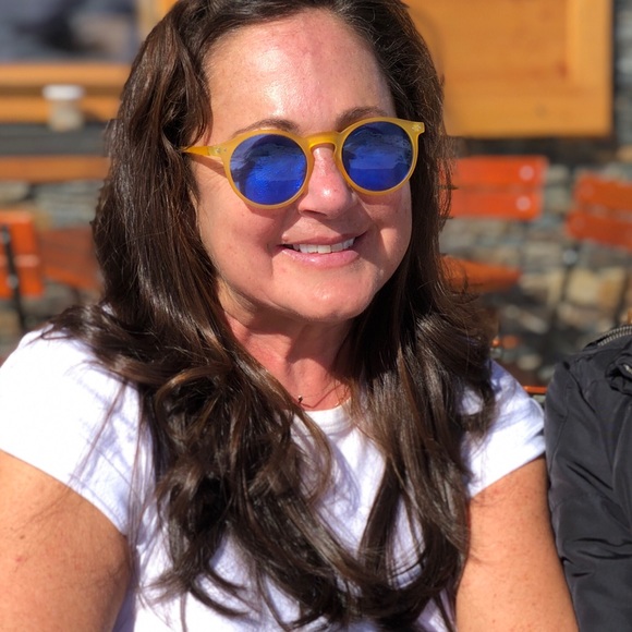 Profile Picture of Gail Kantor (@kantor) on Poshmark