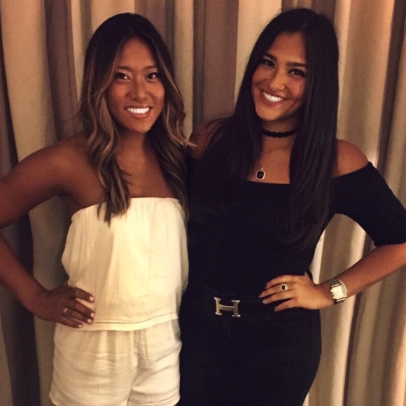 Profile Picture of Nikki Scuderi (@nikkiscuderi21) on Poshmark