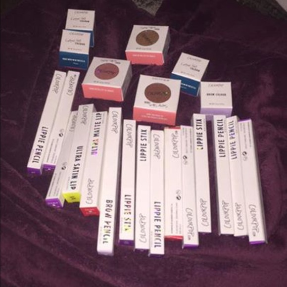 Profile Picture of Cassandra Padilla (@cpad7788) on Poshmark