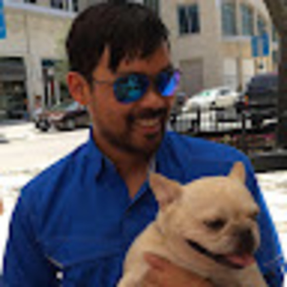 Profile Picture of Clark N (@cloudhopr) on Poshmark