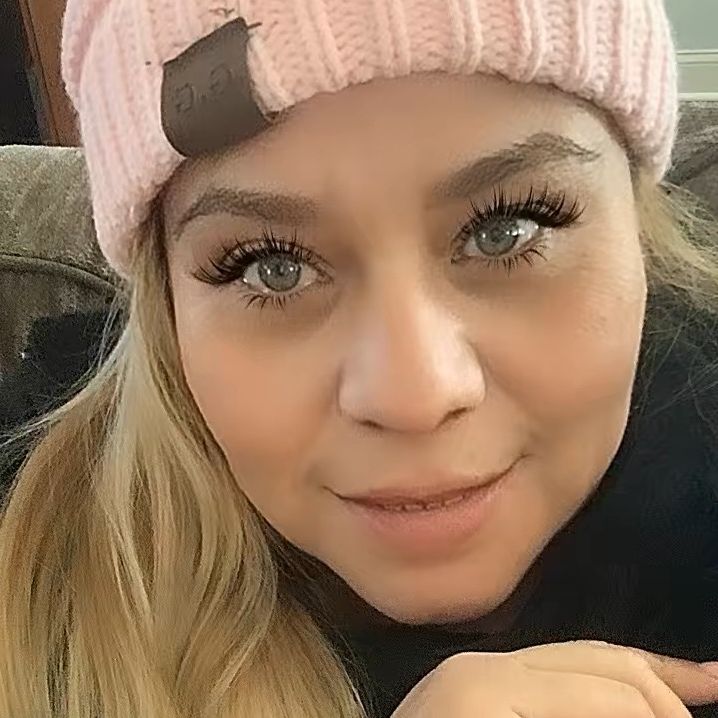 Profile Picture of Sandra faz (@user781301518) on Tiktok