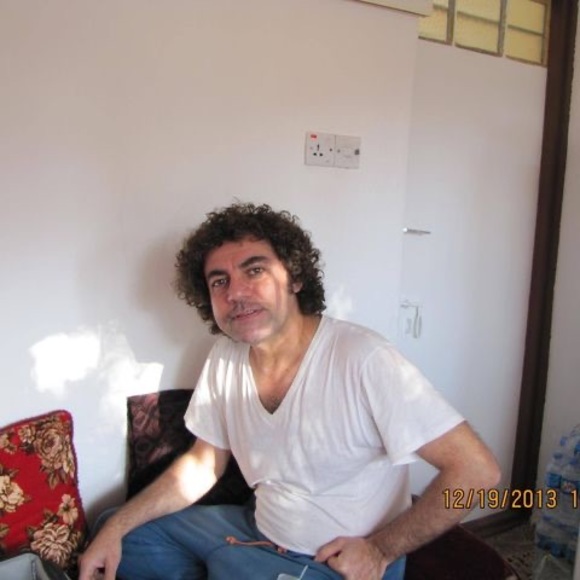 Profile Picture of Karzan Faridon kaka (@karzan1971) on Poshmark