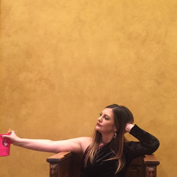 Profile Picture of Lacy Garrett (@lacy52) on Poshmark