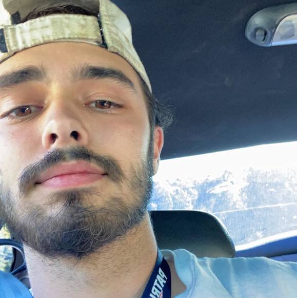 Profile Picture of Clayton Ross (@rossboy2000) on Poshmark