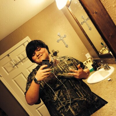 Profile Picture of Gage Moore (@gagemoore12) on Twitter