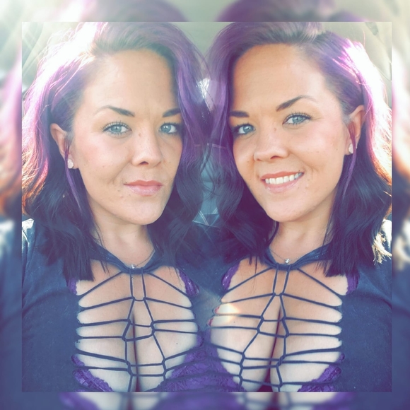 Profile Picture of Manda Dawn (@mandac143) on Poshmark