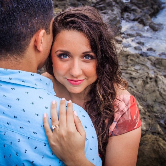 Profile Picture of Cheryline Pezzullo (@cheryline26) on Poshmark