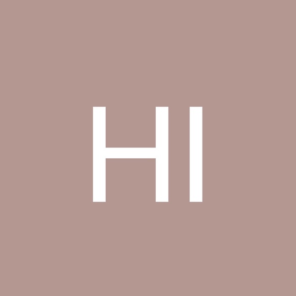 Profile Picture of Hadeel Isbaih (@haddool) on Poshmark