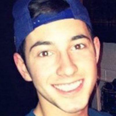Profile Picture of Chris Matheson (@Chrismatheson6) on Twitter
