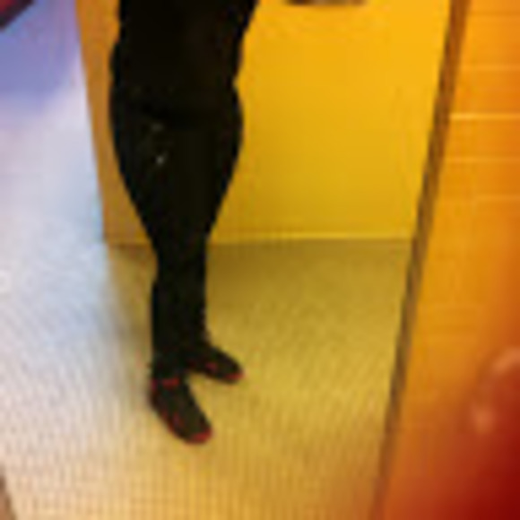 Profile Picture of Chyna Wilson (@wilsonchyna649) on Poshmark