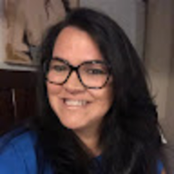 Profile Picture of Juliana Cavalcanti (@julipeca) on Poshmark