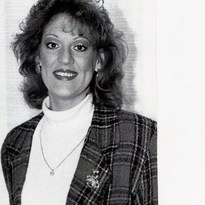 Profile Picture of Jo Staley (@penguin11011) on Twitter