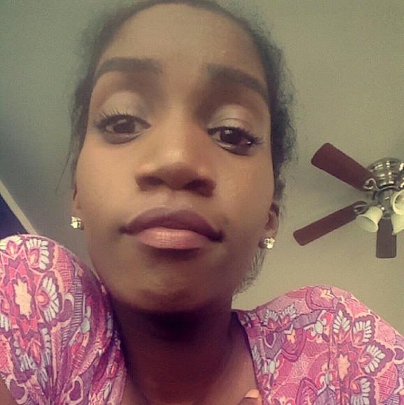 Profile Picture of Tyler Lowery (@tyleramara) on Poshmark