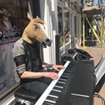 Profile Picture of David Days (@daviddaysentertainer) on Instagram