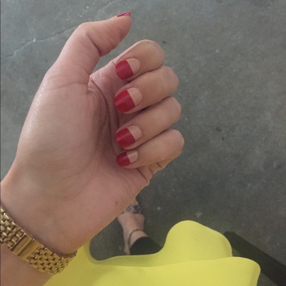 Profile Picture of Dobrina Encheva (@dobrinaencheva) on Poshmark