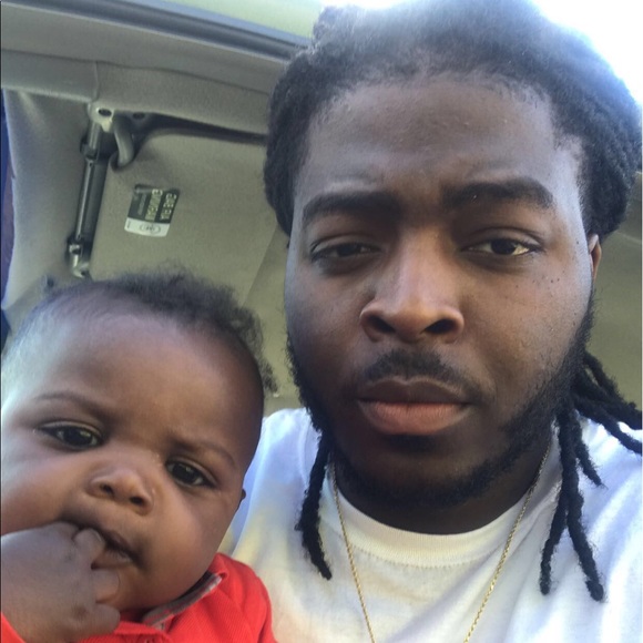 Marcus Macon - Poshmark Profile Picture of Marcus Macon (@marcusmacon) on Poshmark