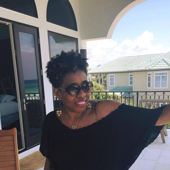 Profile Picture of Simone Nicholas (@simone2428) on Poshmark