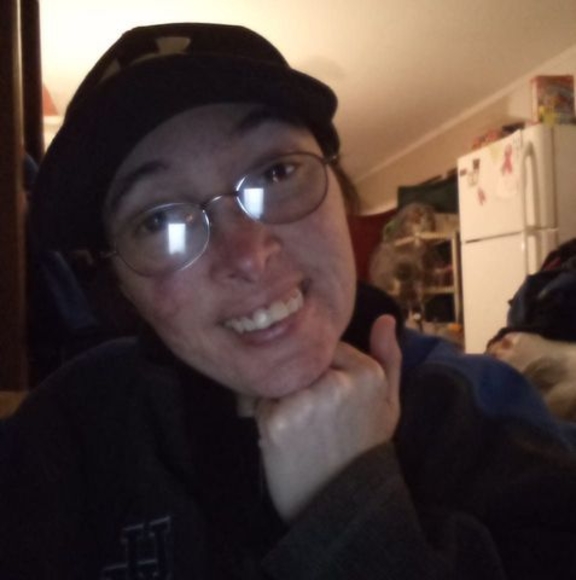 Profile Picture of Dawn Coomer (@dawnoz3) on Poshmark