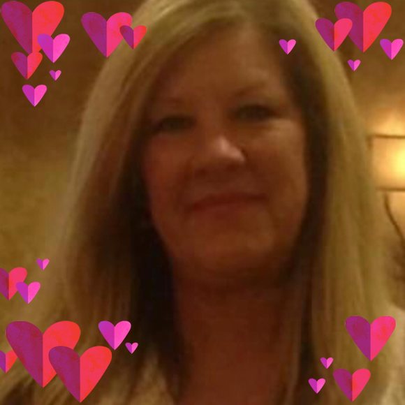Profile Picture of Mona Baker (@nckywilcat) on Poshmark
