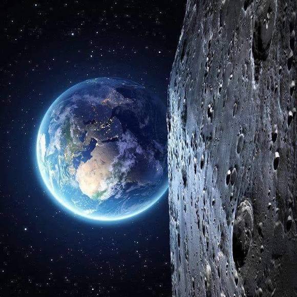 Profile Picture of Stephanie Chadwick (@stephchad34) on Poshmark