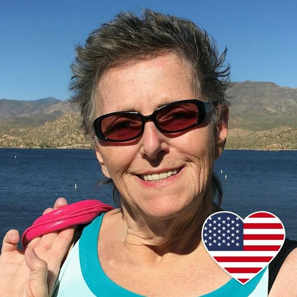 Profile Picture of Paula Wisniewski (@ski3az) on Poshmark